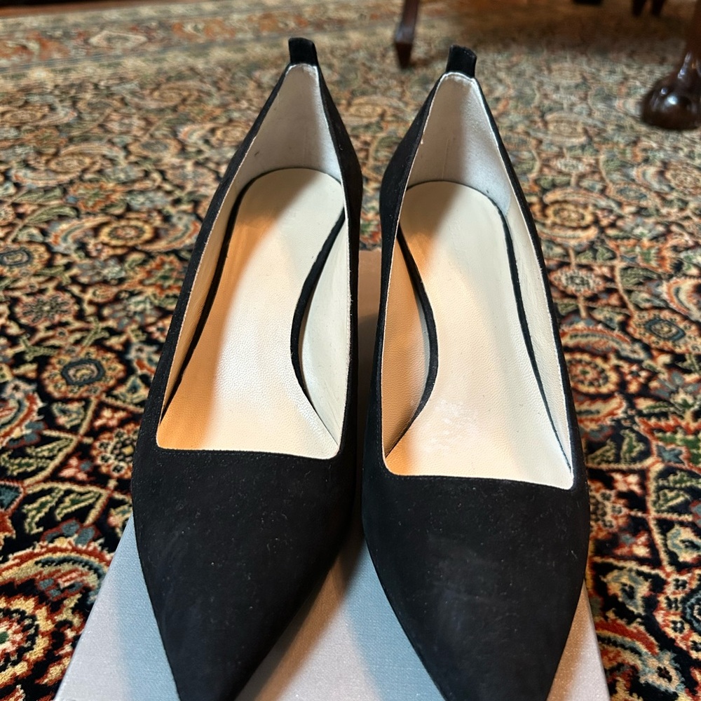 Everlane Black Suede Kitten Heel Pumps Size US 9.5